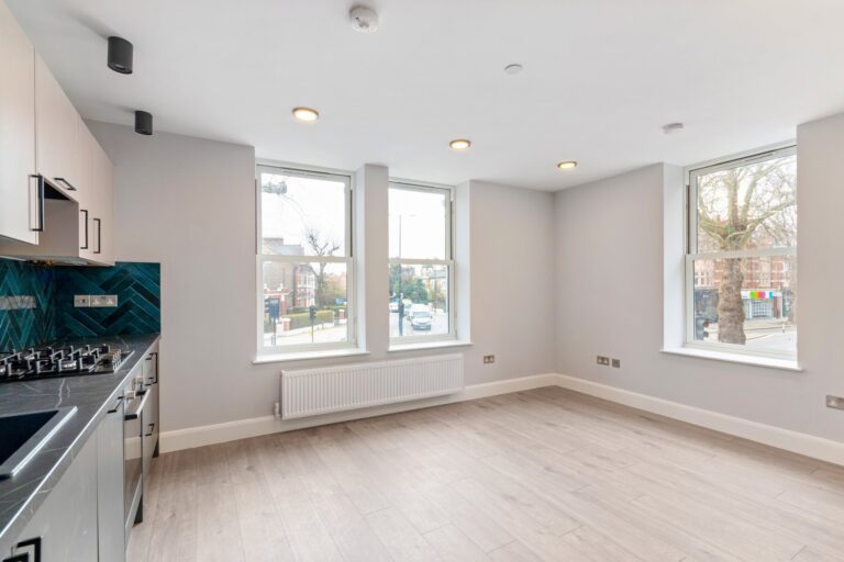 images of property on Lennards Court