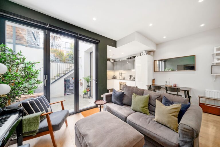 images of property on Greyhound Road