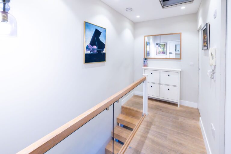images of property on Greyhound Road