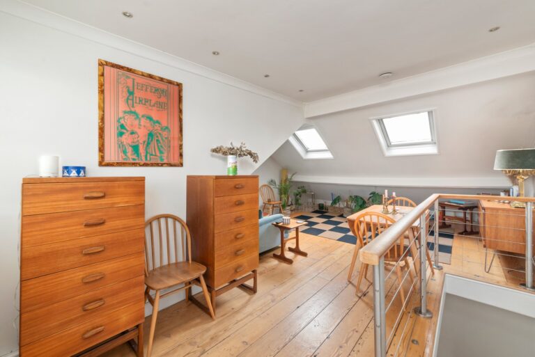 images of property on Coombe Road