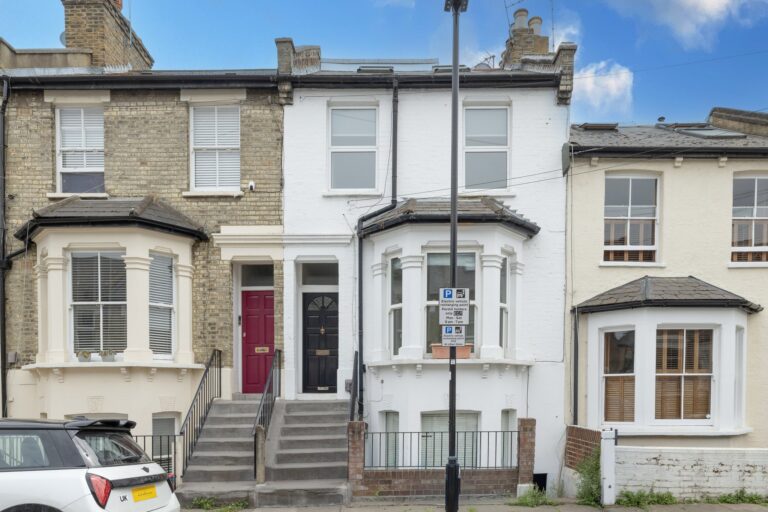 images of property on Coombe Road