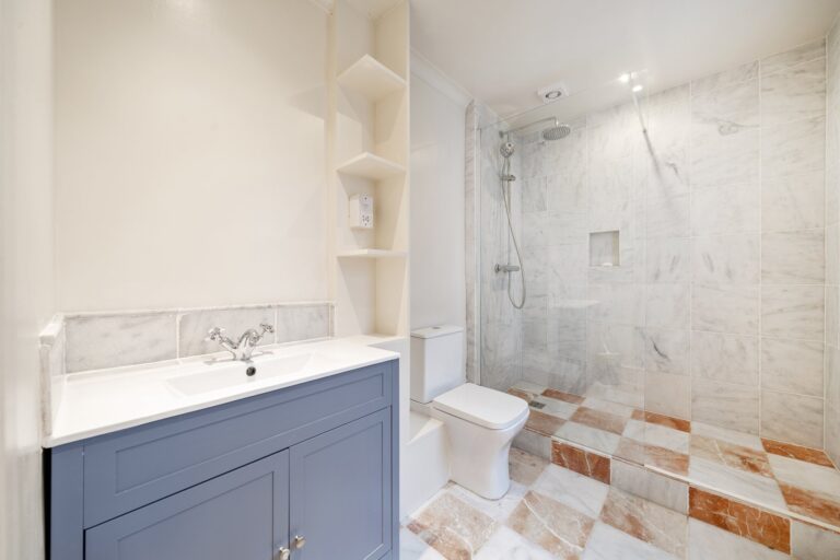 images of property on Westcroft Square