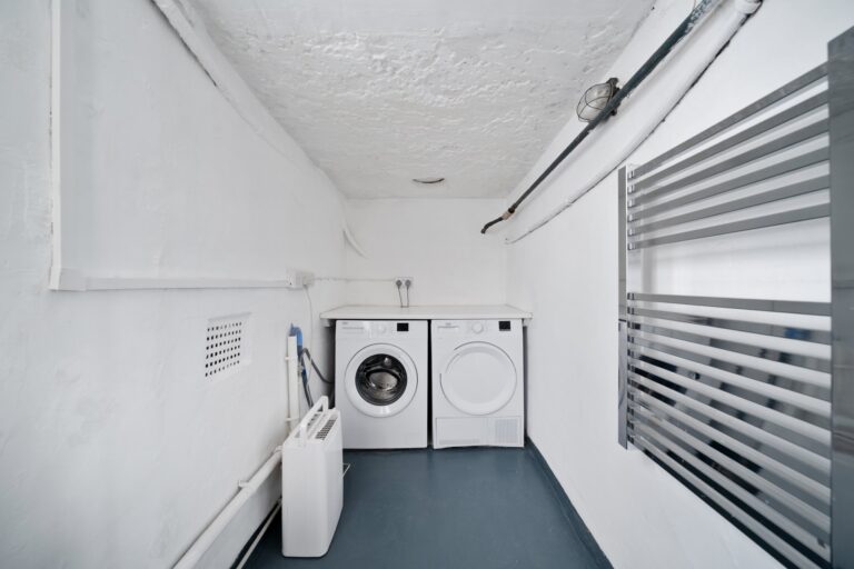 images of property on Westcroft Square