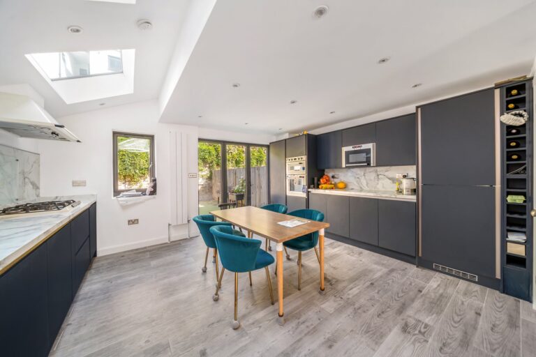 images of property on Waldeck Road