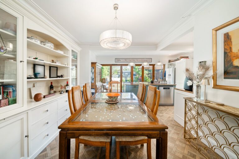 images of property on Lawford Road