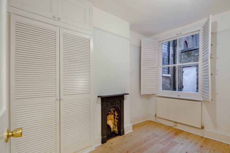 images of property on Furber Street