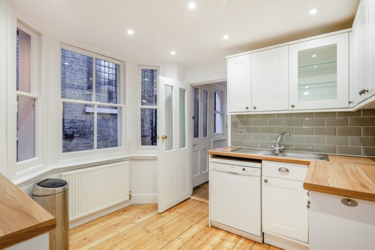 images of property on Furber Street