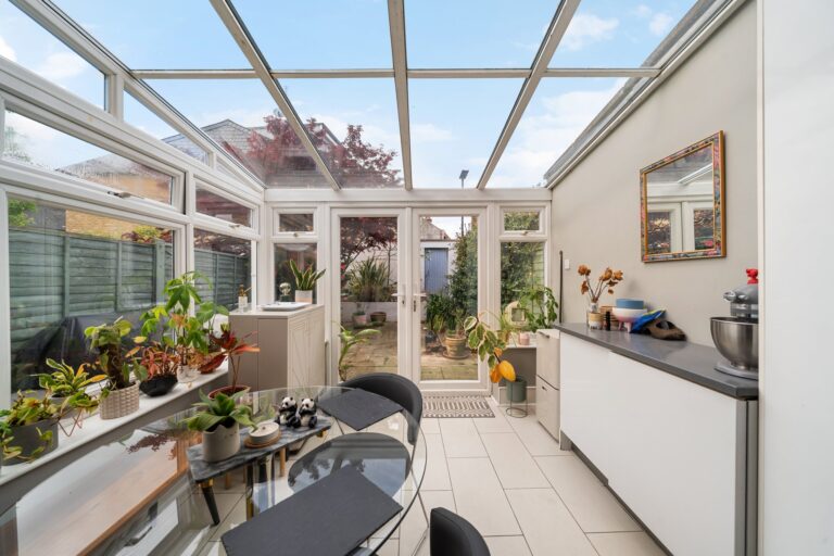 images of property on Wilton Avenue