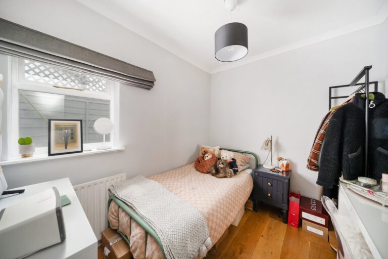 images of property on Wilton Avenue