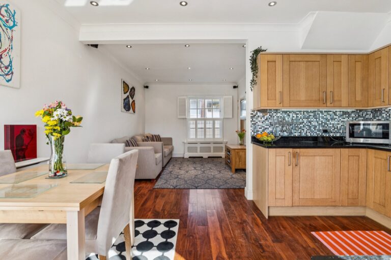 images of property on Dalling Road