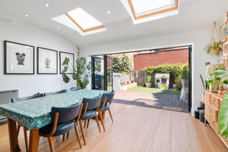images of property on Hamilton Road