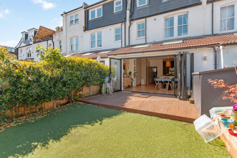 images of property on Hamilton Road