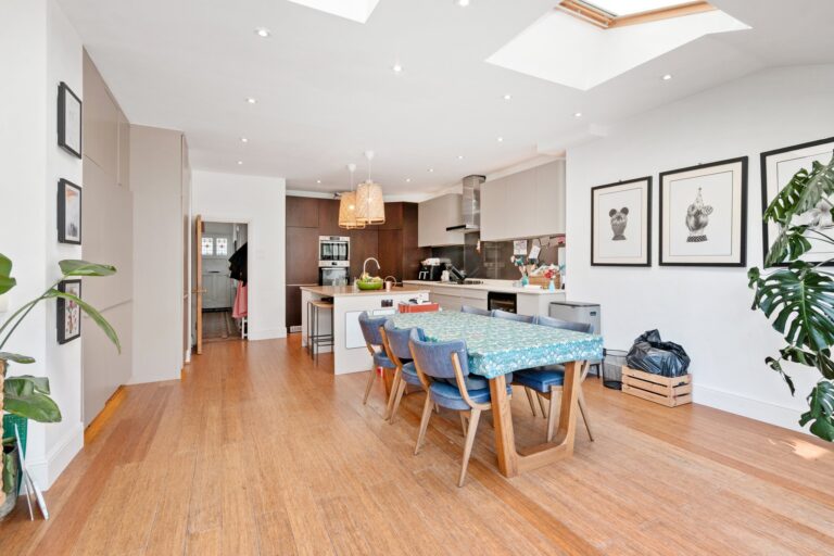 images of property on Hamilton Road