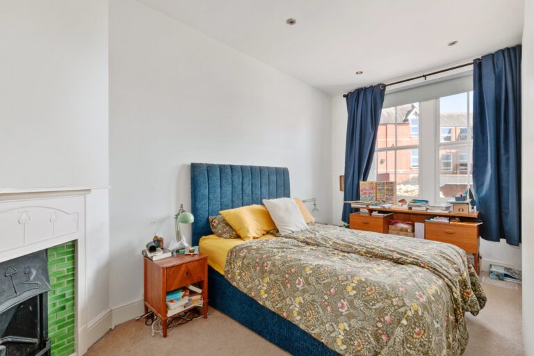 images of property on Hamilton Road