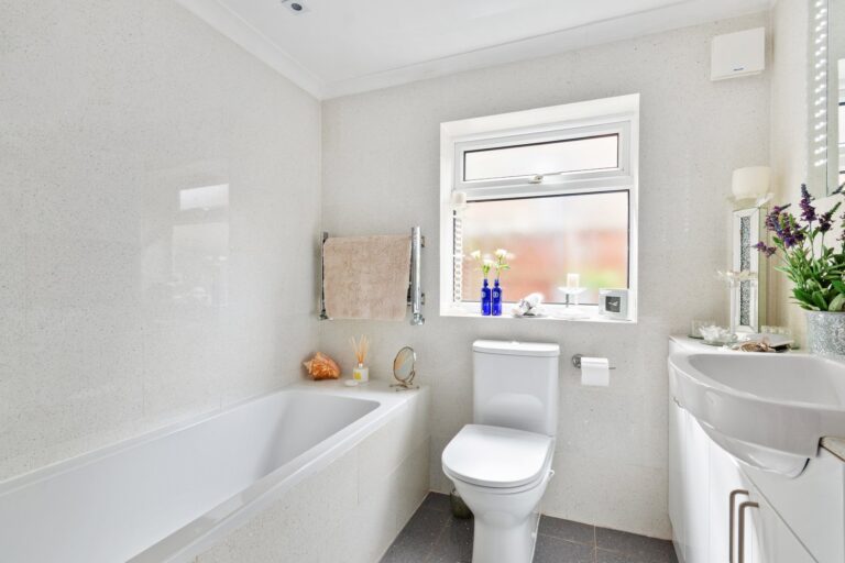 images of property on Fletcher Road