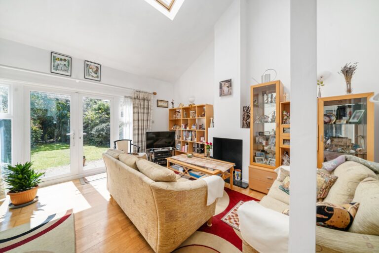 images of property on Jameson Close