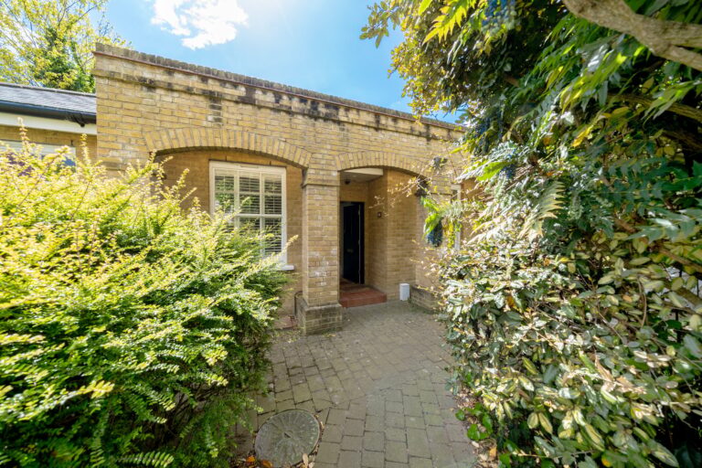 images of property on Jameson Close