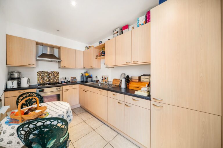 images of property on Jameson Close