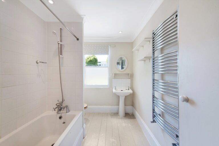 images of property on Iffley Road