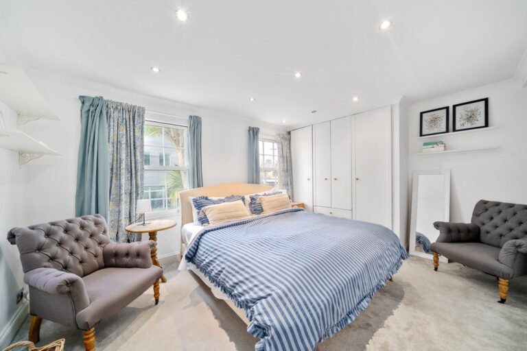 images of property on Albert Terrace