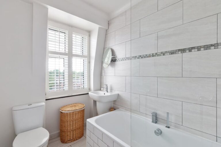 images of property on Heathfield Terrace