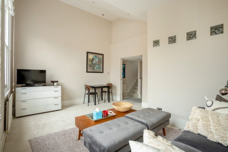 images of property on Overstone Road