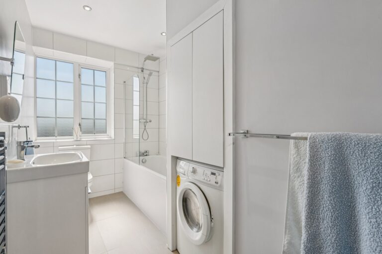 images of property on Goldhawk Road