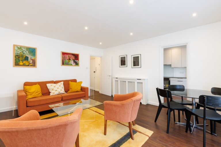 images of property on Sinclair Gardens