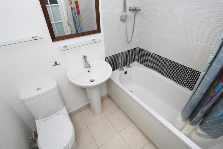 images of property on Hamlet Gardens