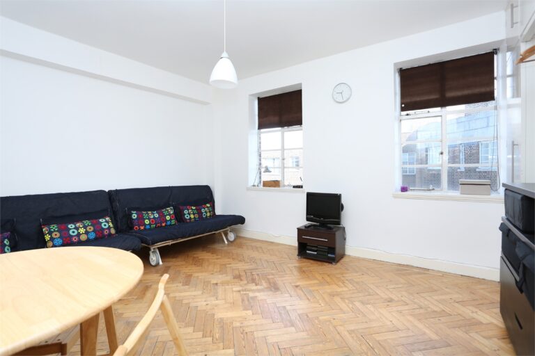 images of property on Hamlet Gardens