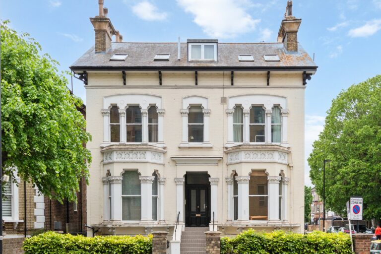 images of property on Chiswick High Road
