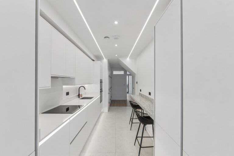 images of property on Jeddo Road