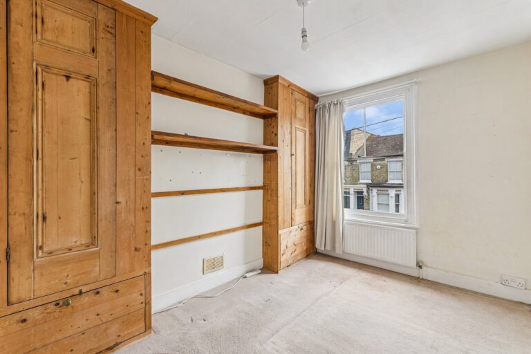 images of property on Carthew Road