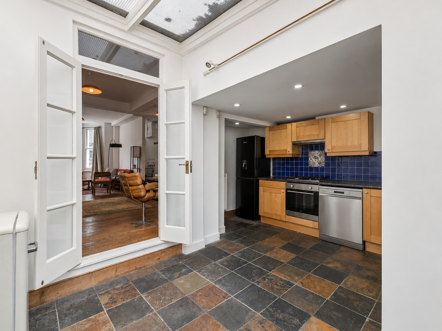 images of property on Carthew Road