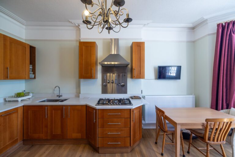 images of property on Lexden Road