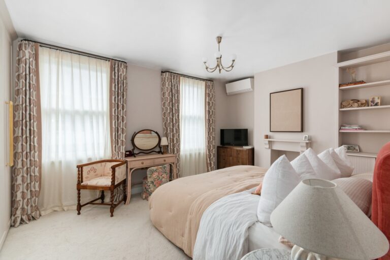images of property on Devonshire Road