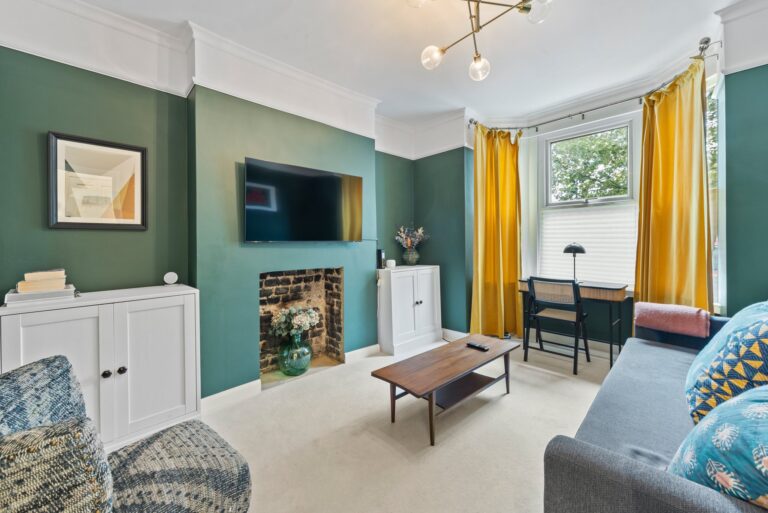 images of property on Goodwin Road