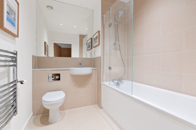 images of property on Chiswick Gate