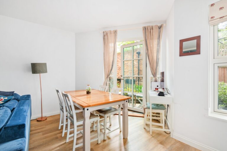 images of property on Chiswick Gate