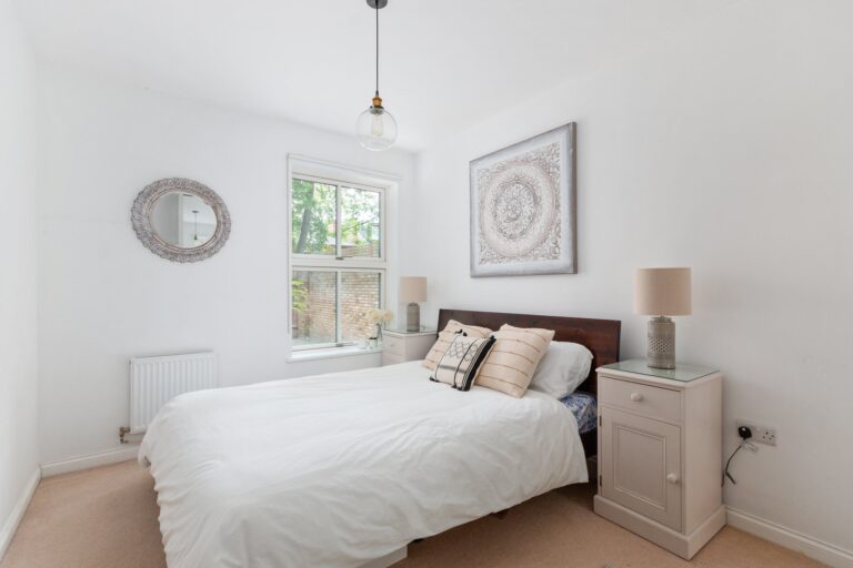 images of property on Chiswick Gate