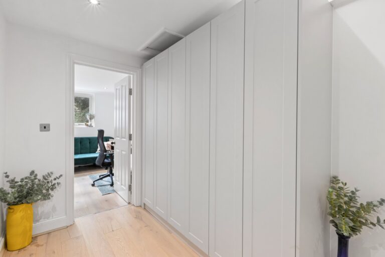 images of property on Godolphin Road