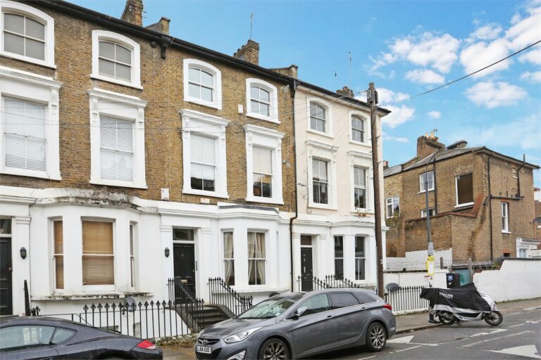 images of property on Overstone Road