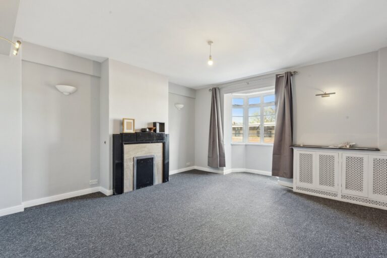 images of property on Hammersmith Road