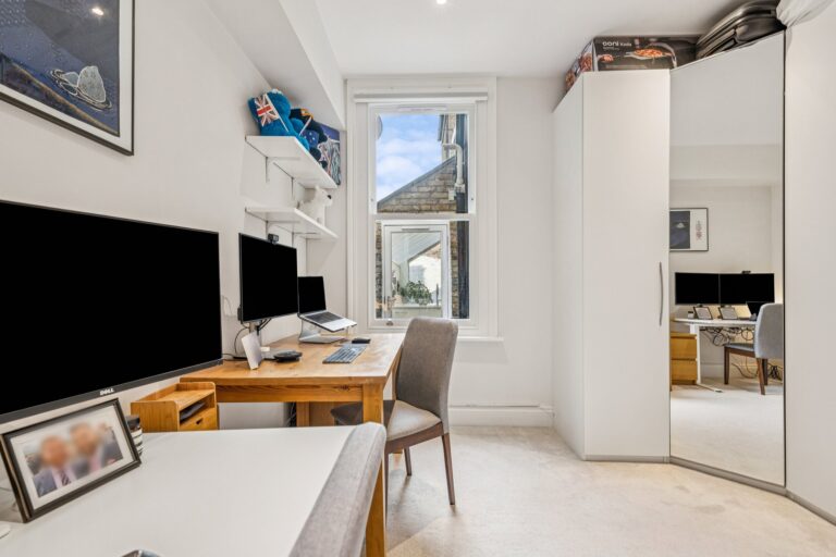 images of property on Parfrey Street