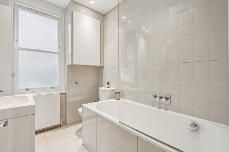 images of property on Parfrey Street