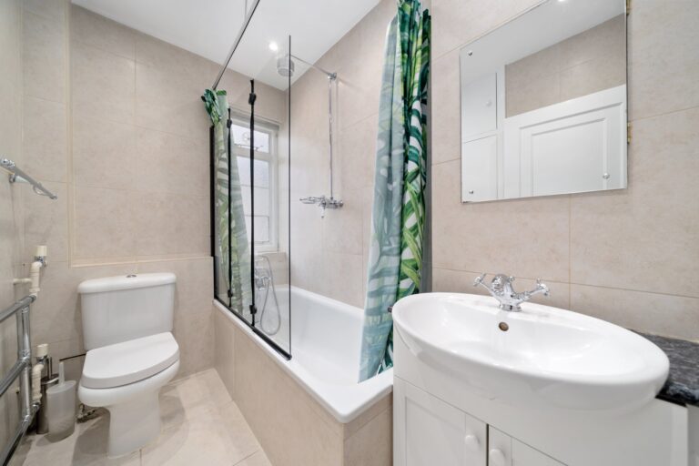 images of property on Sutton Court Road