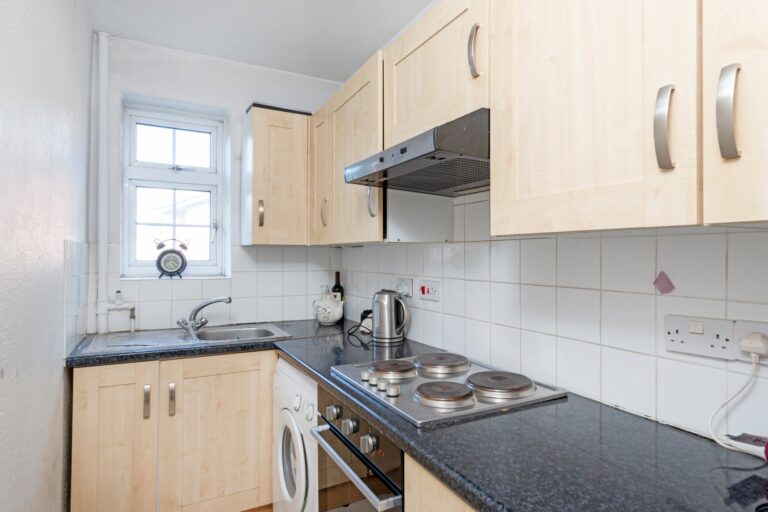 images of property on Goldhawk Road