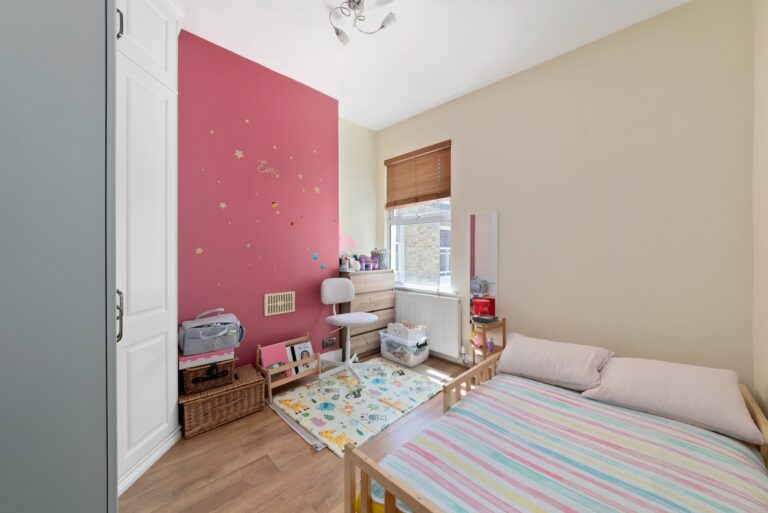 images of property on Southfield Road
