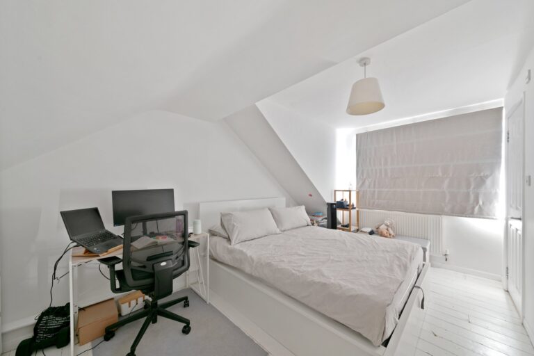 images of property on Southfield Road