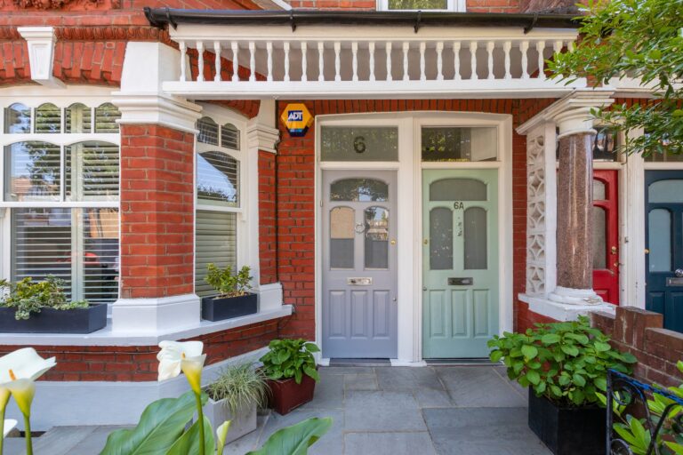 images of property on Valetta Road